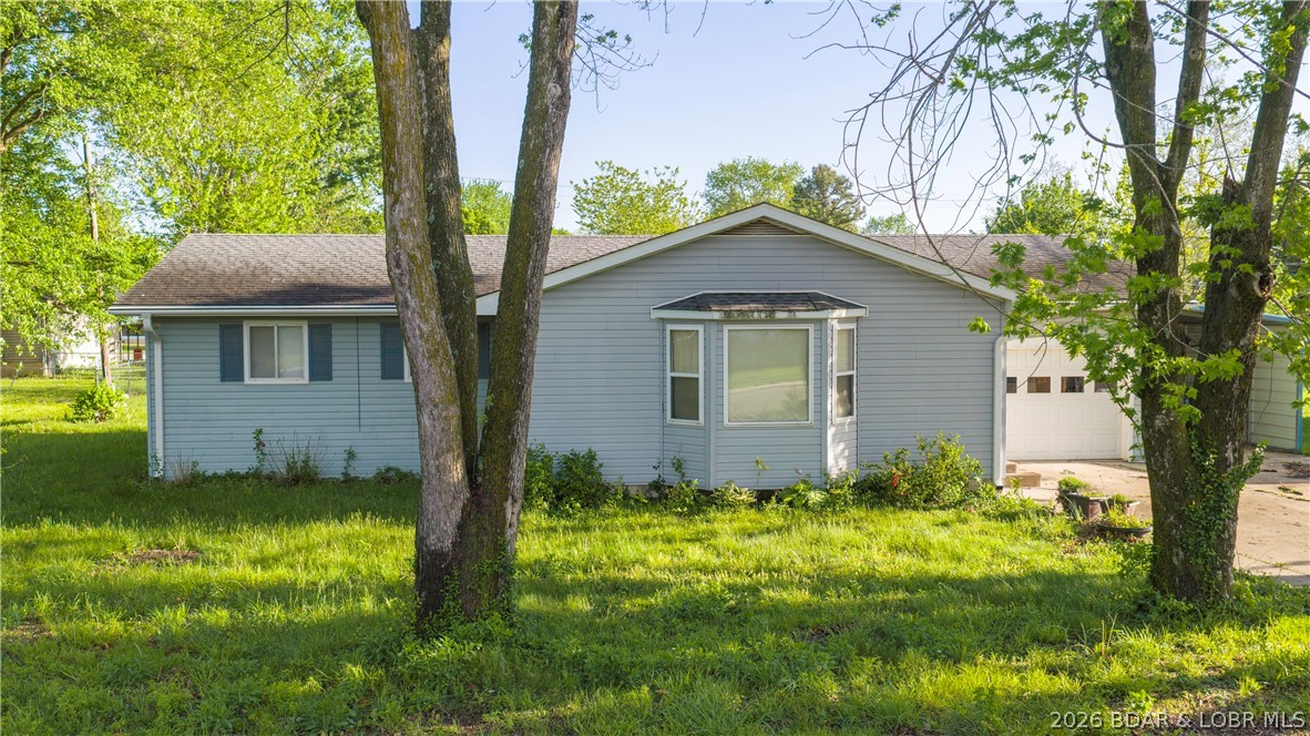 Great opportunity to own a spacious 4-bedroom, 2-bath home with a 1-car garage! Offering approximately 1,600 square feet, this property is the perfect fixer-upper for investors or buyers looking to add their personal touch. Priced at $225,000, it presents strong potential for value appreciation with the right updates. Ideal layout, solid bones, and plenty of room to customize—don’t miss your chance to turn this into your dream home or next profitable project! Contingent with a 72 hour kick-out.