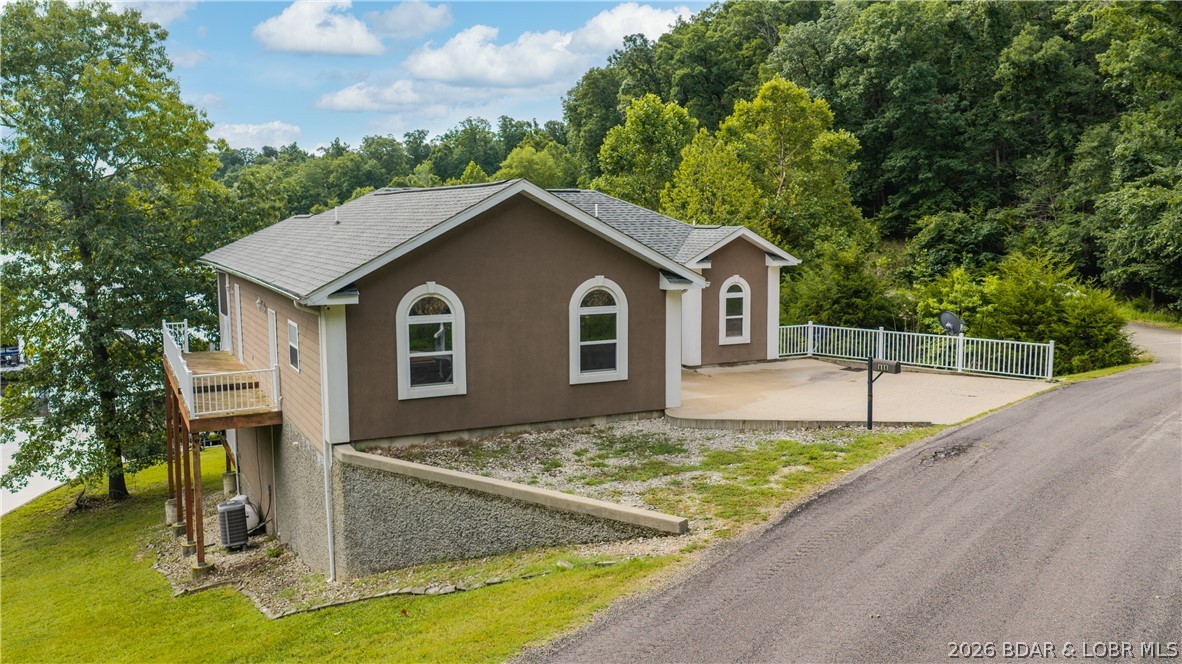 Ledge Stone Estates - Residential
