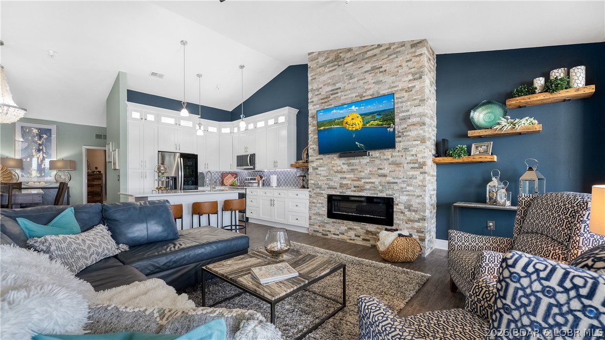 West Palms on the Lake Condo - Residential