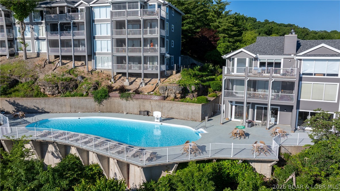 Windsor Bay Condominium - Residential