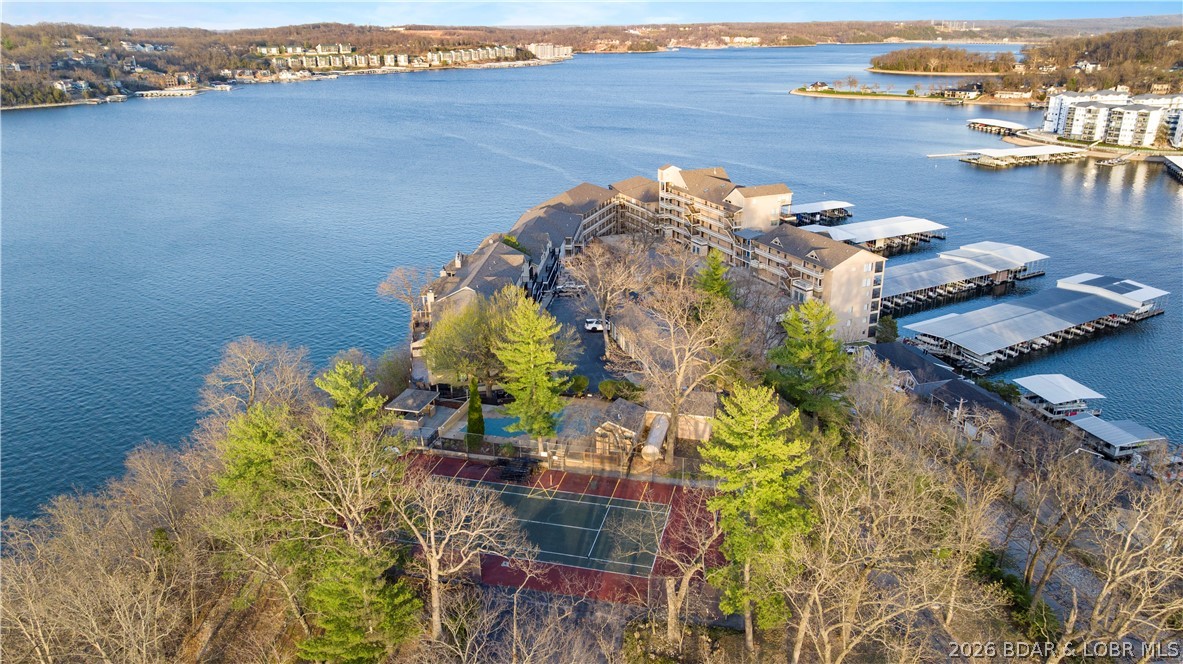 The Falls Condo - Westshore - Residential