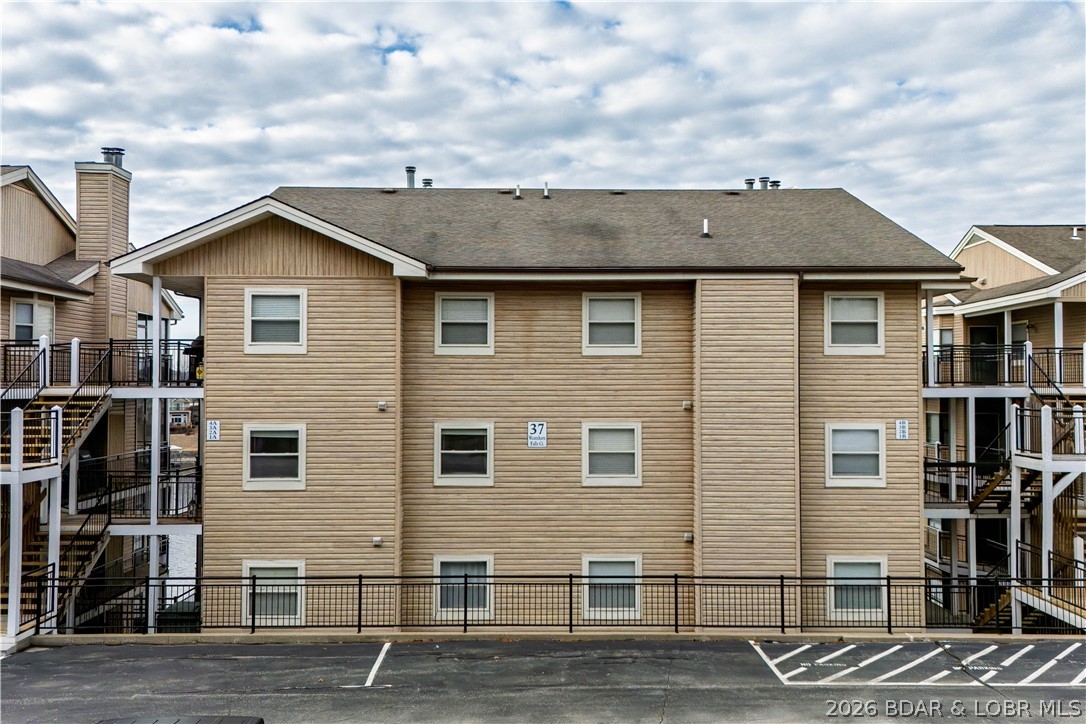 The Falls Condo - Westshore - Residential