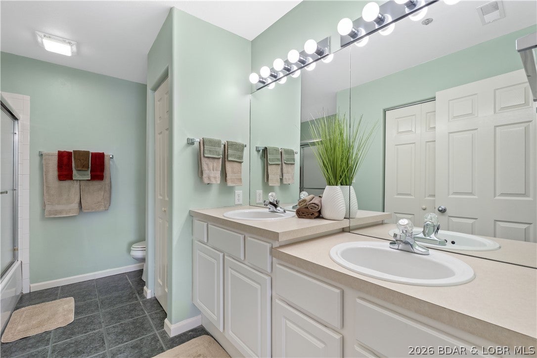 Emerald Bay Condominium - Residential