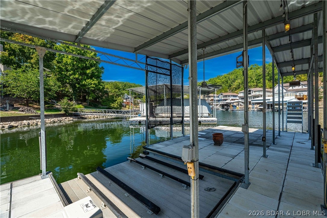 Ledge Stone Estates - Residential
