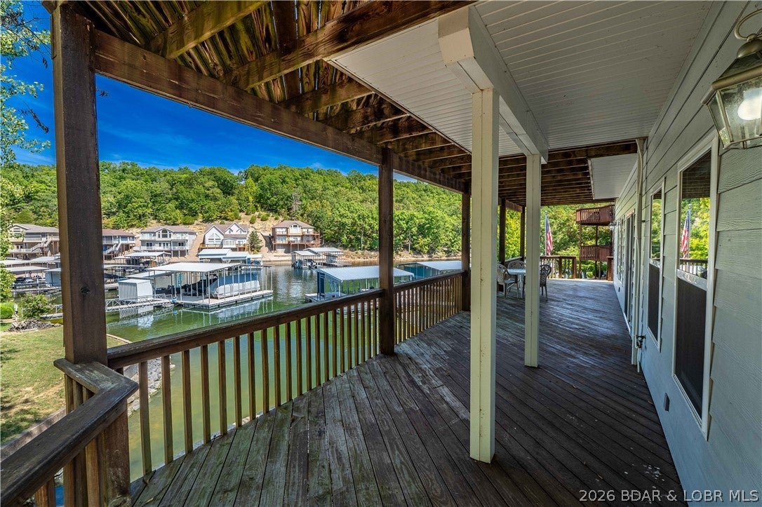 Ledge Stone Estates - Residential