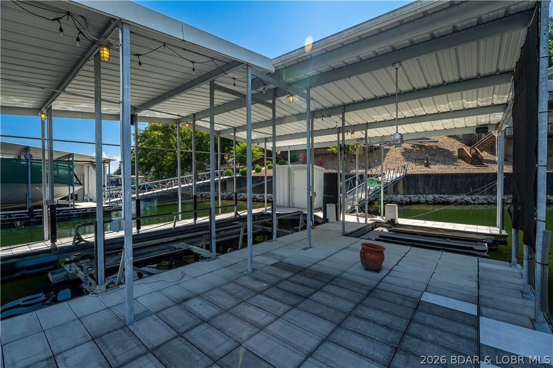 Ledge Stone Estates - Residential