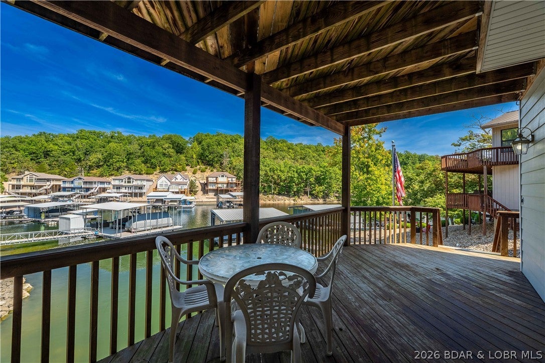 Ledge Stone Estates - Residential