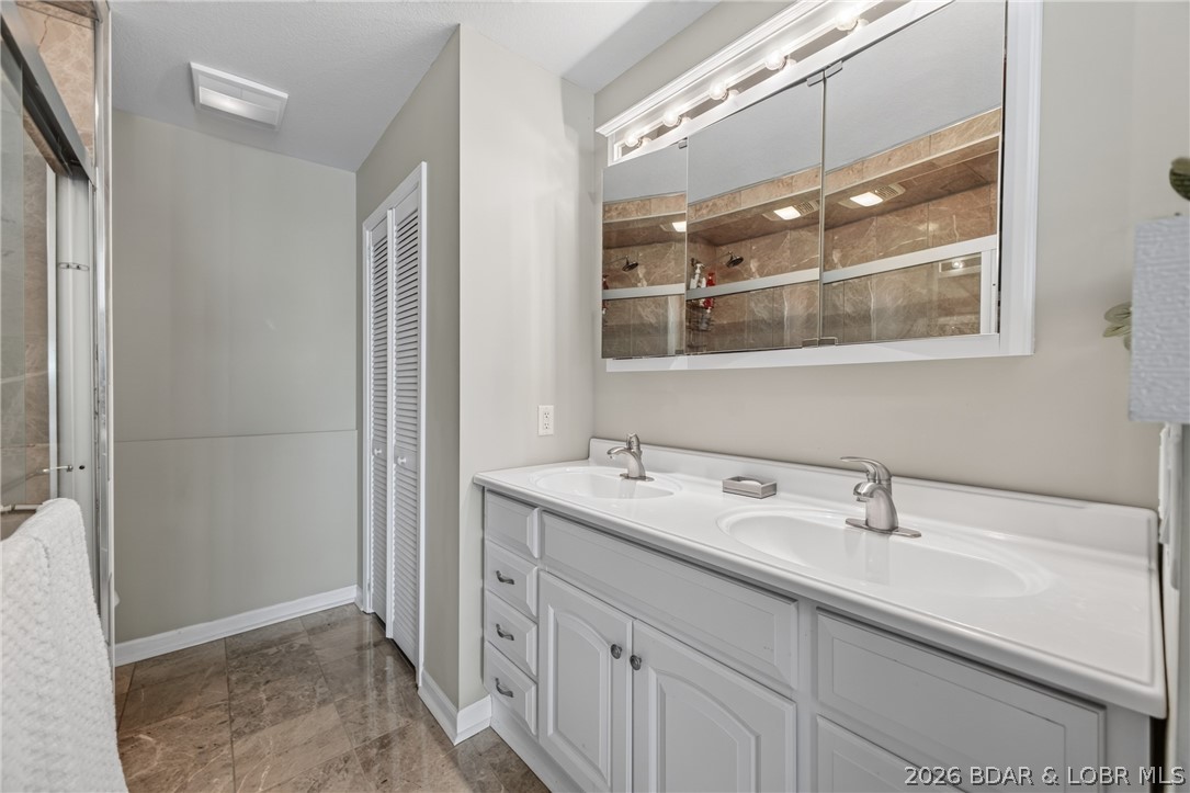 Knox Point - Residential