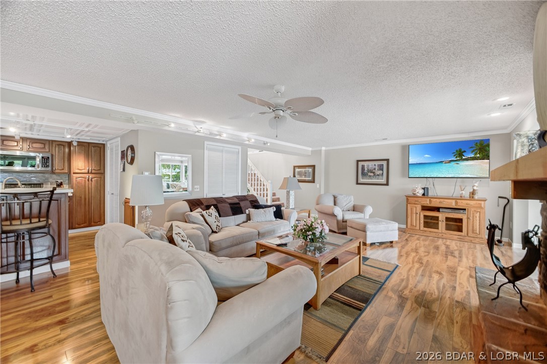 Knox Point - Residential