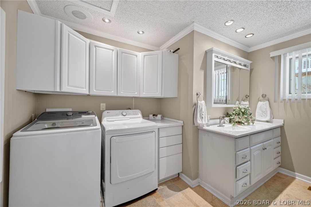 Knox Point - Residential