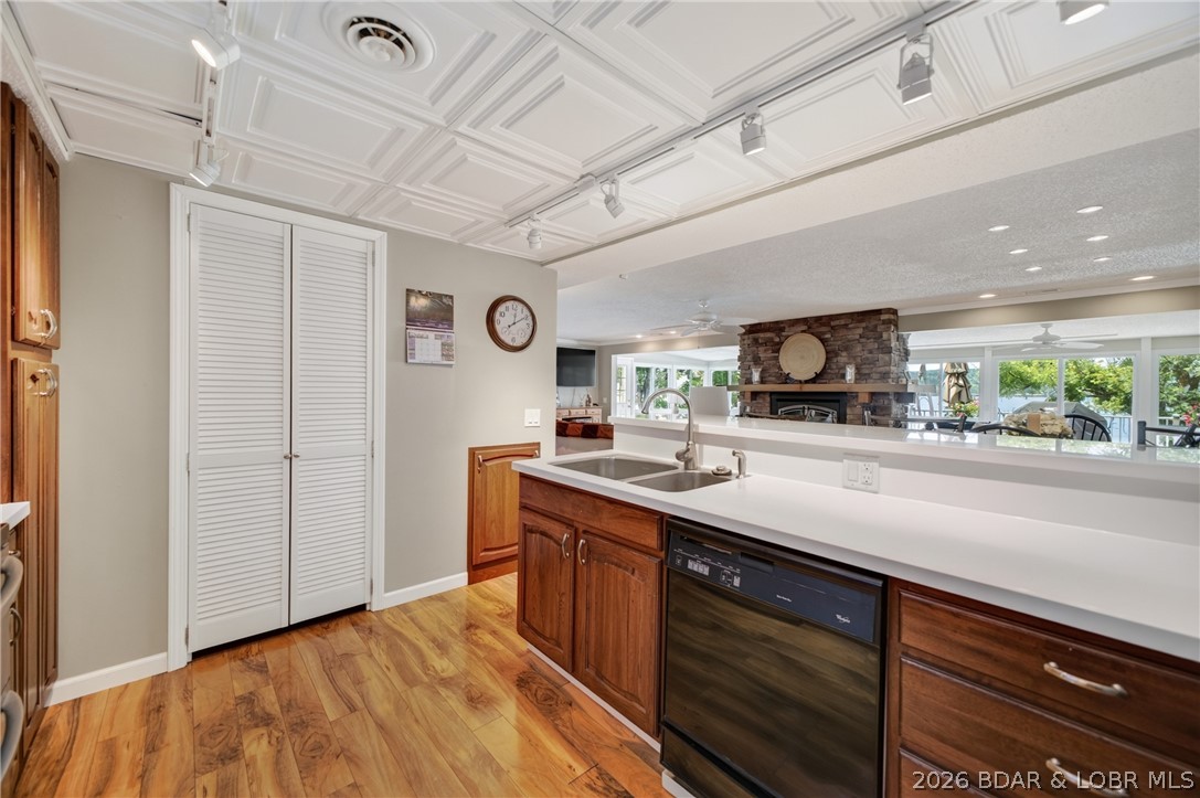Knox Point - Residential