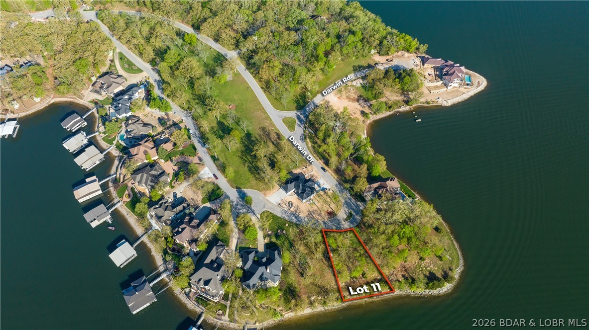 Nichols Point - Land