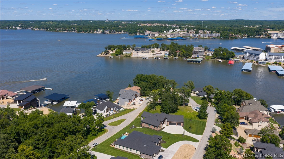 Nichols Point - Land