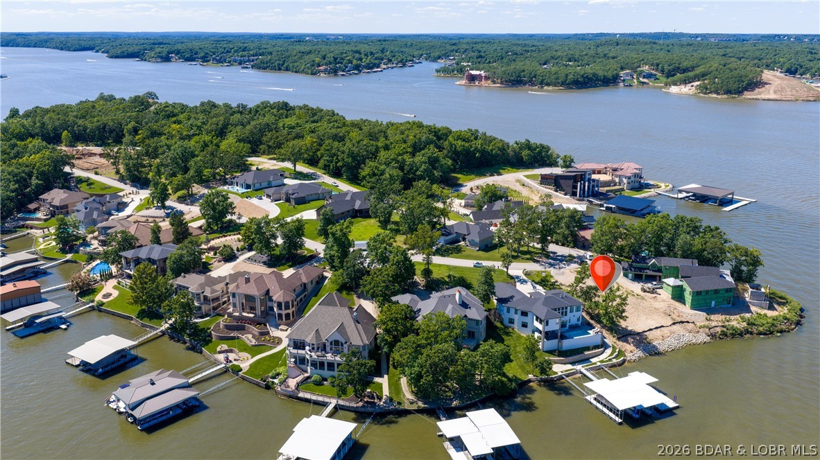 Nichols Point - Land