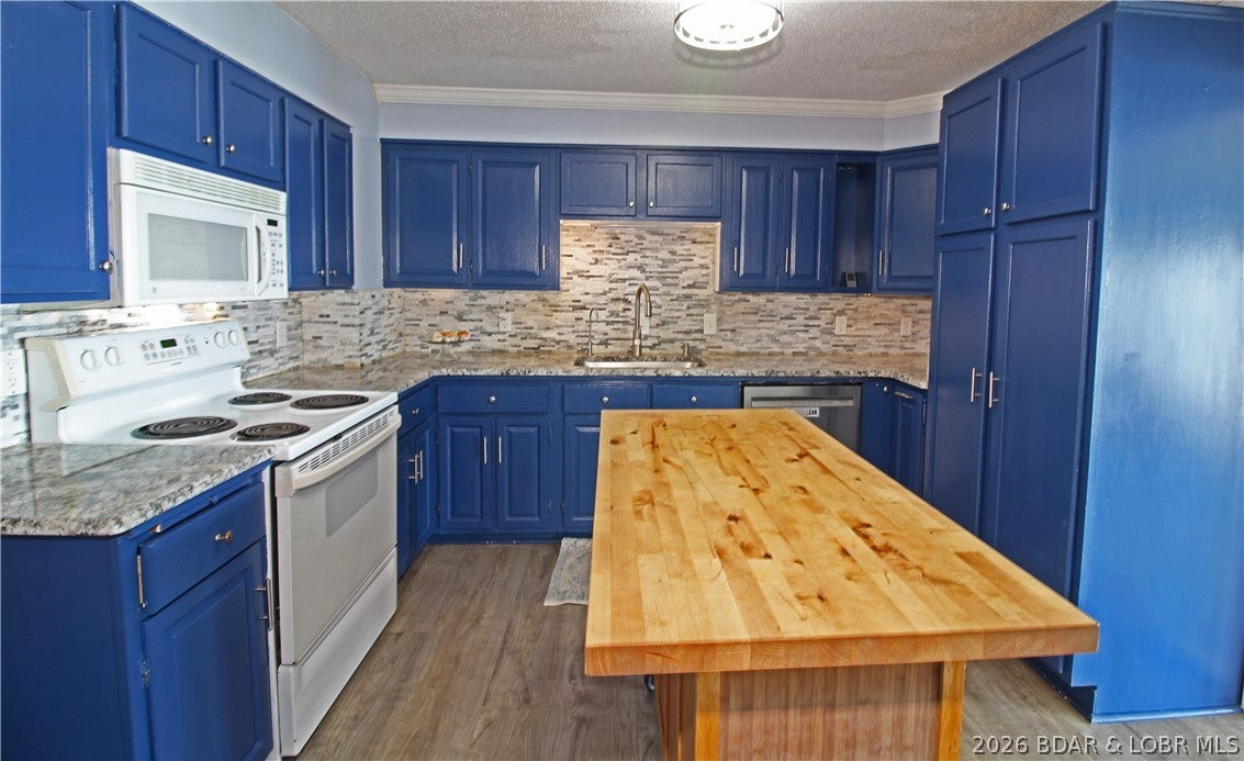 Broadview Acres - Residential