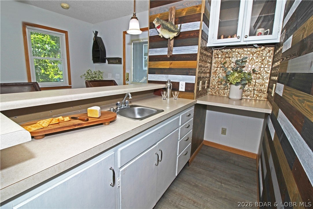 Broadview Acres - Residential