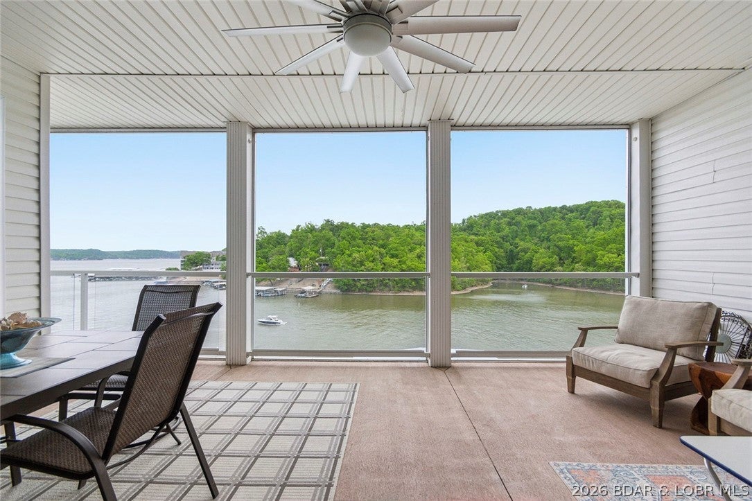 Sunset Palms Condominium - Residential