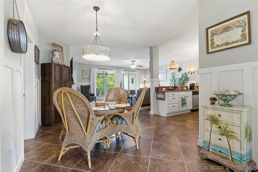 Sunset Palms Condominium - Residential