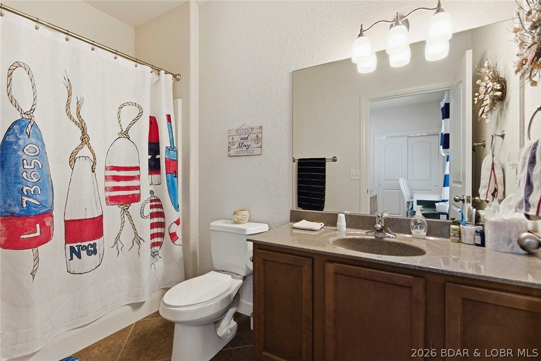 Sunset Palms Condominium - Residential