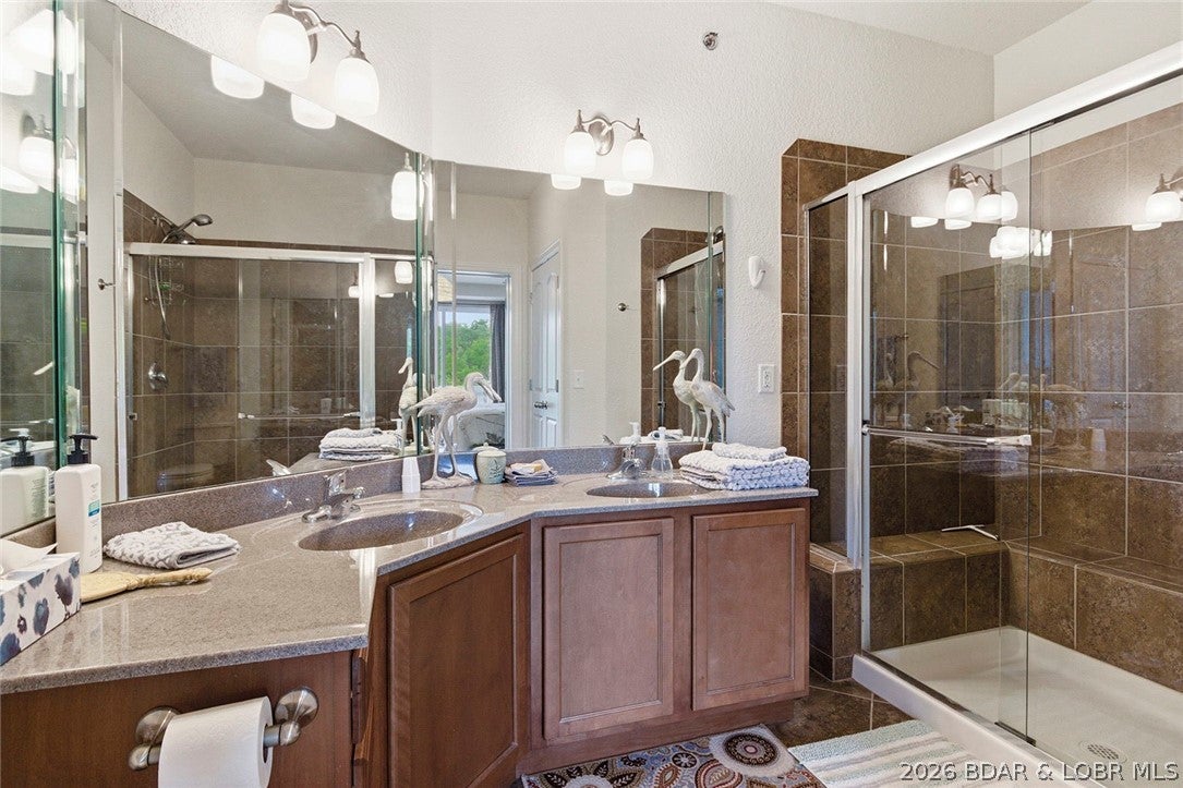 Sunset Palms Condominium - Residential