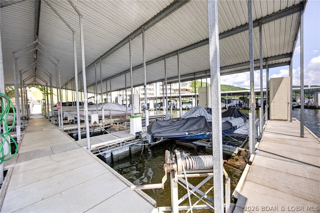 Oak Bluff Condominium - Residential