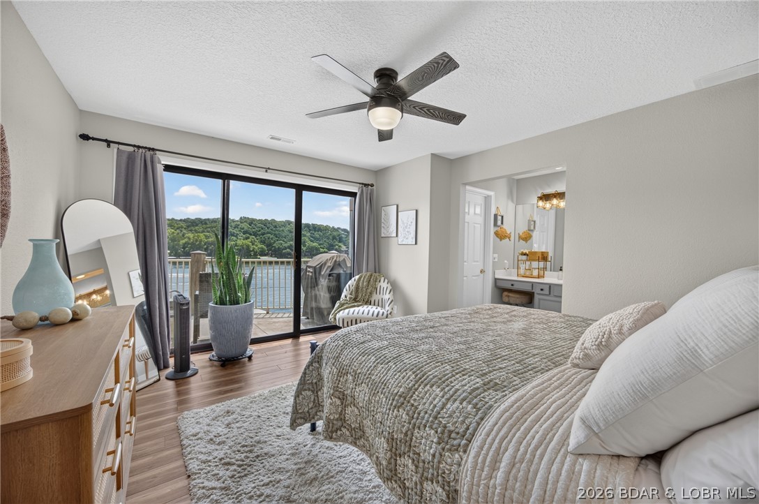 Oak Bluff Condominium - Residential
