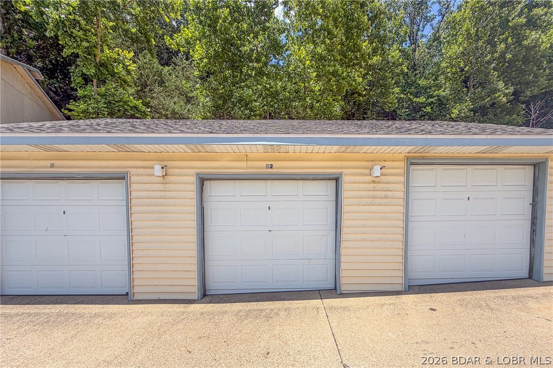 Oak Bluff Condominium - Residential