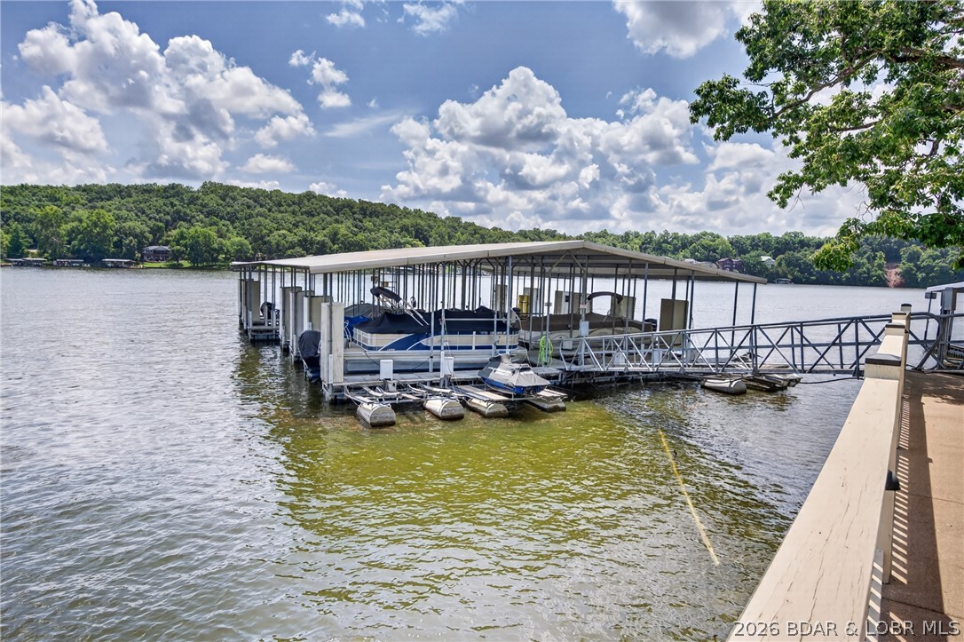 Oak Bluff Condominium - Residential