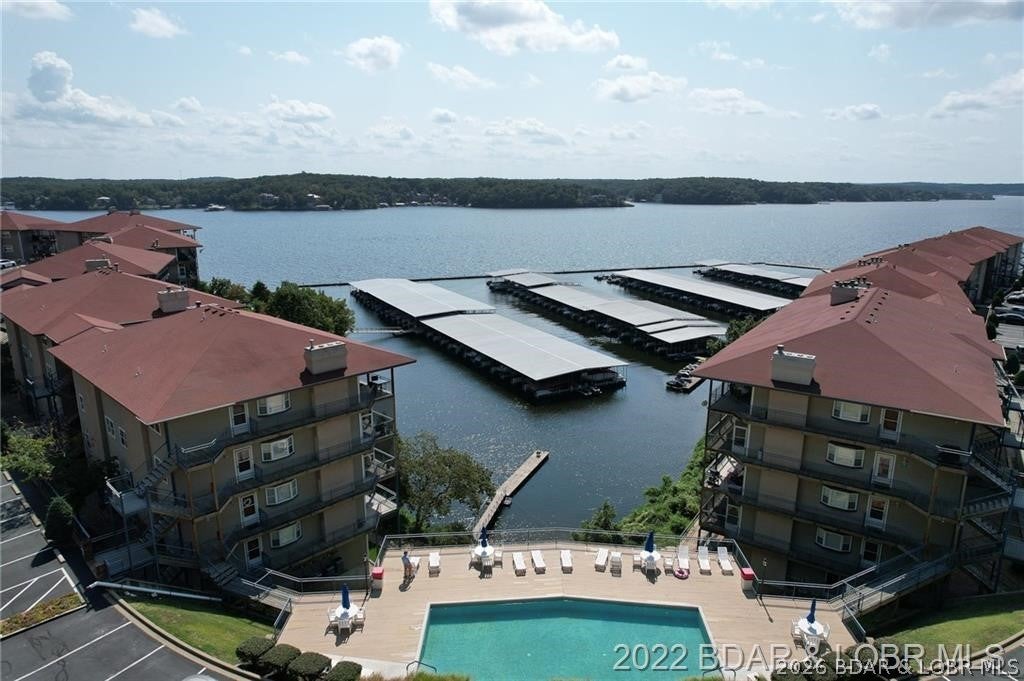 Palisades Condominium - Residential