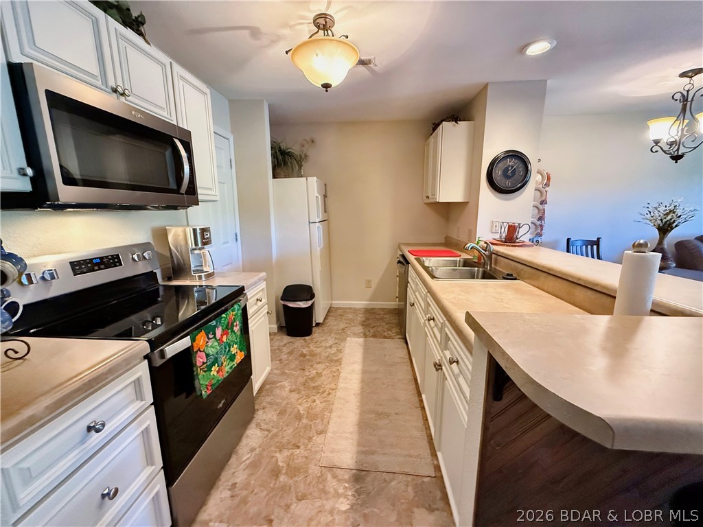 Jonathans Landing - Residential