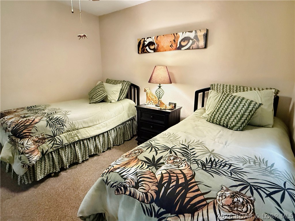 Jonathans Landing - Residential