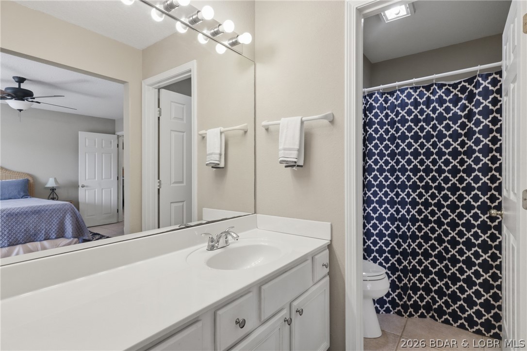 Oak Bluff Condominium - Residential