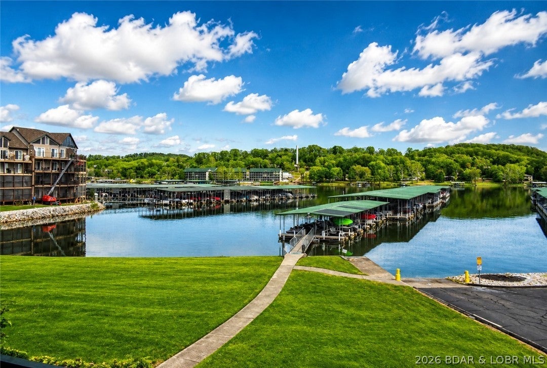 Cedar Glen Condominium - Residential
