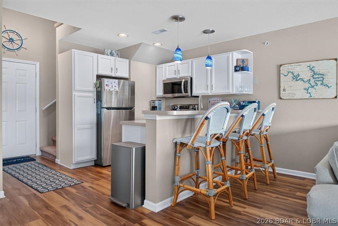 Cedar Glen Condominium - Residential
