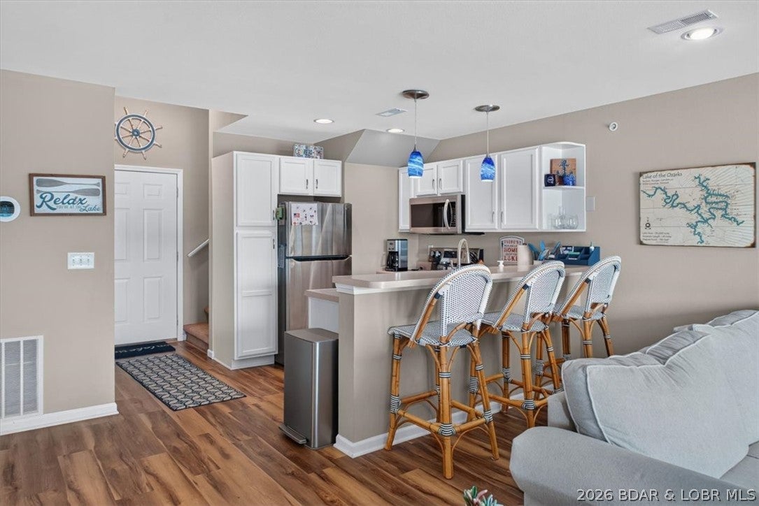 Cedar Glen Condominium - Residential