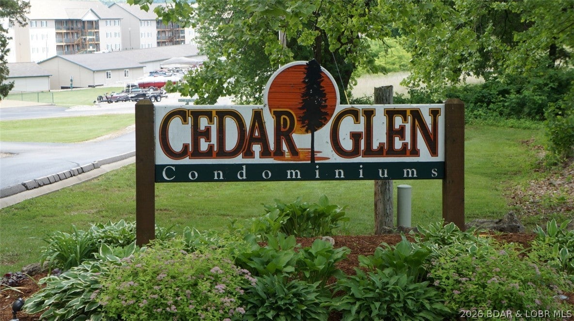 Cedar Glen Condominium - Residential