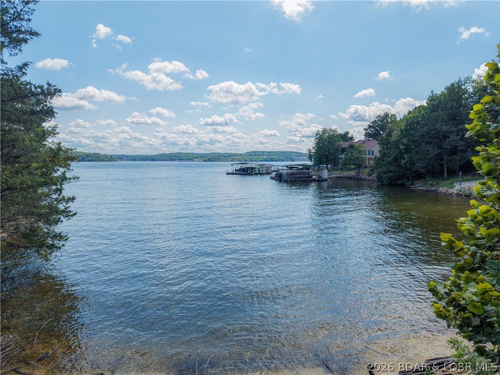 Glover's Sub - Land