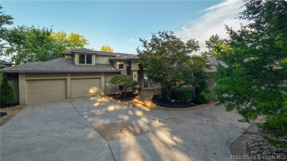 Grand Point - Residential