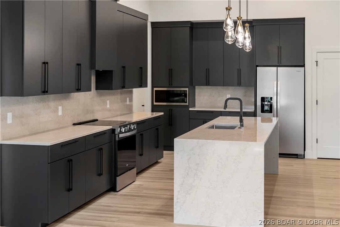 Grand Point - Residential
