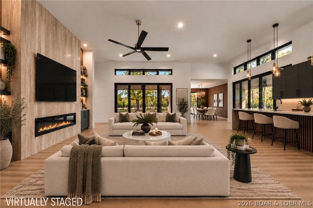 Grand Point - Residential
