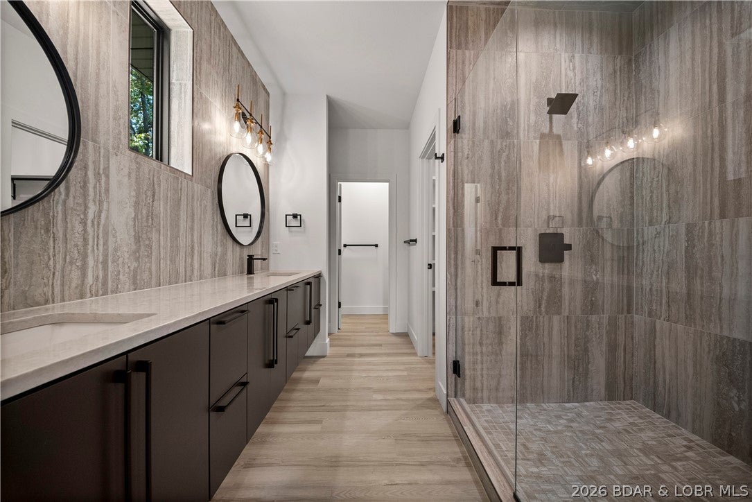 Grand Point - Residential