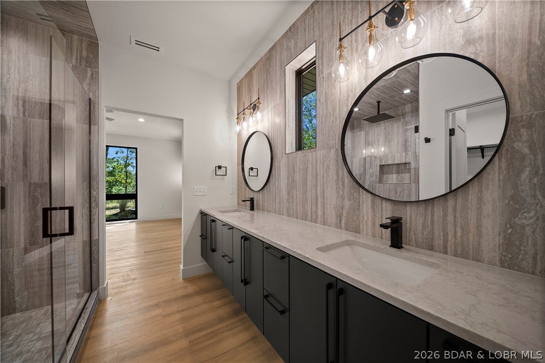 Grand Point - Residential