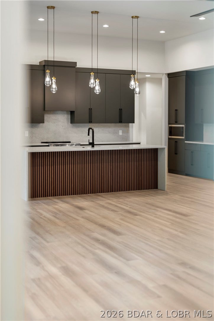 Grand Point - Residential