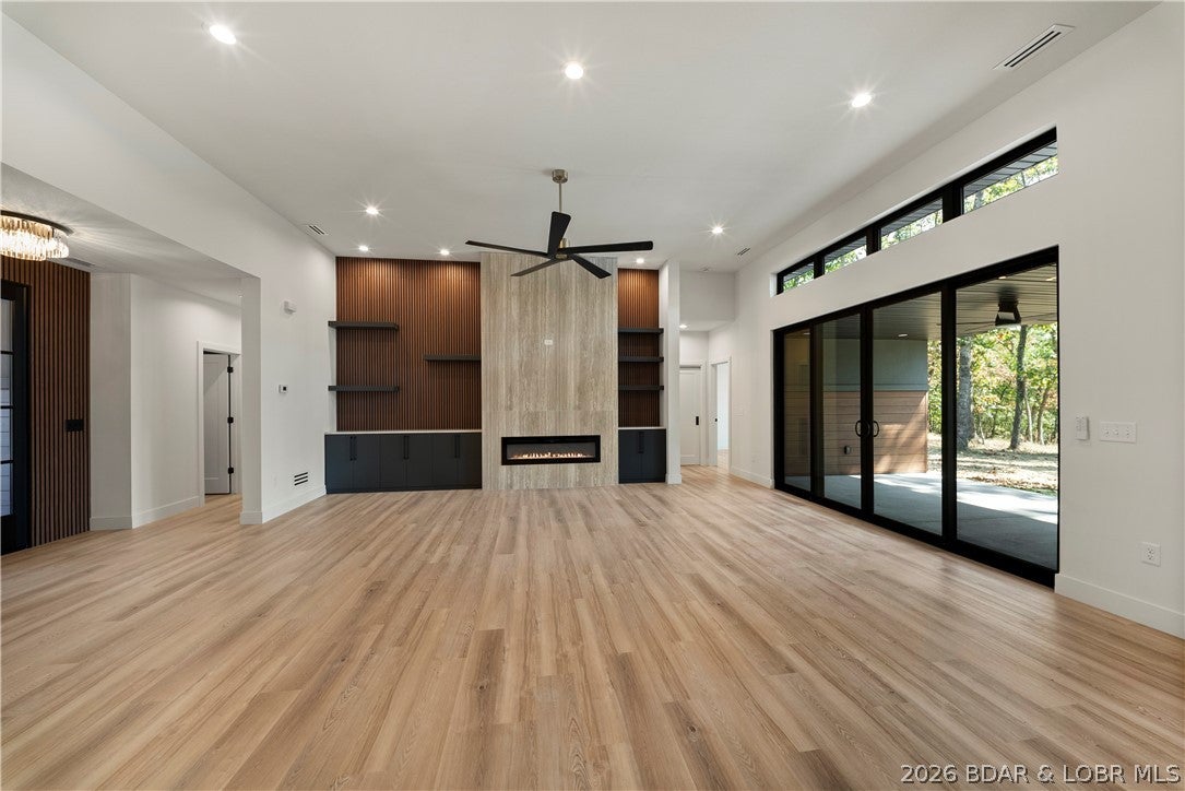 Grand Point - Residential