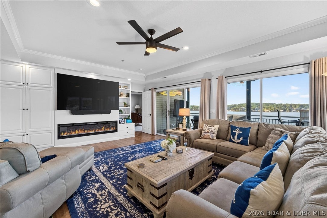 Palisades Condominium - Residential