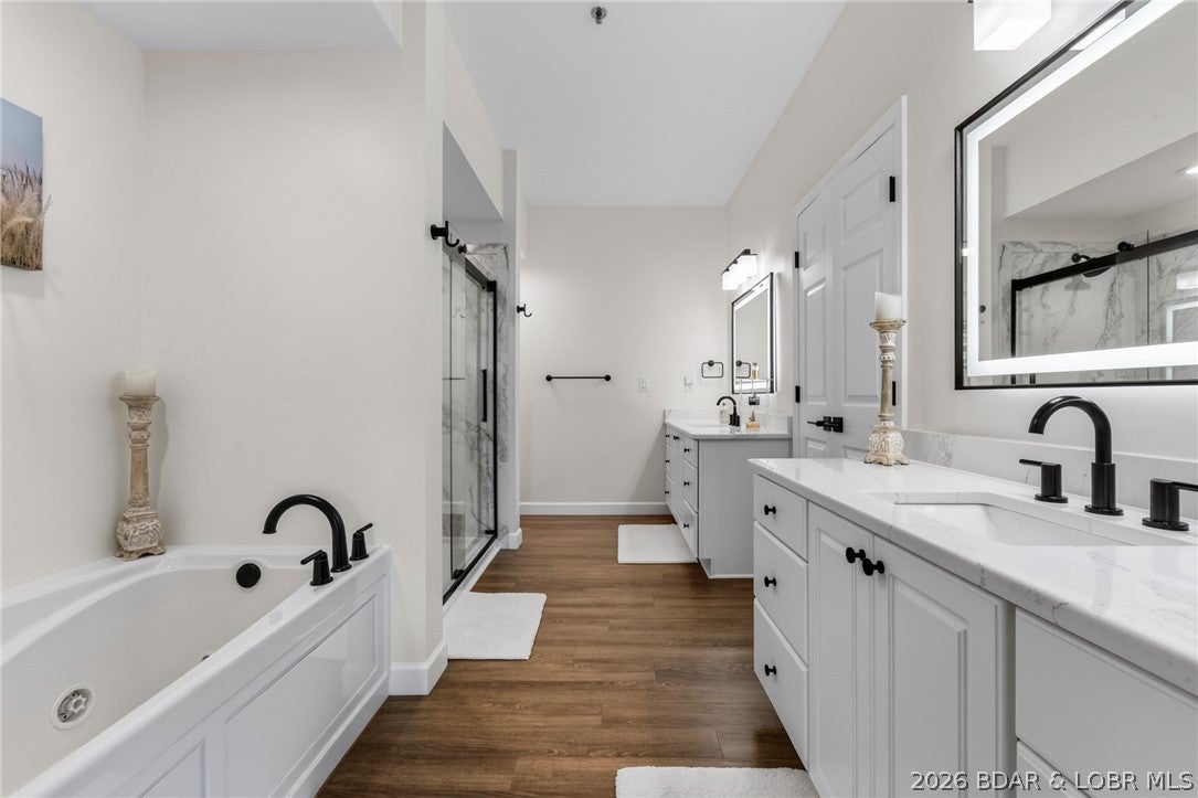 Palisades Condominium - Residential