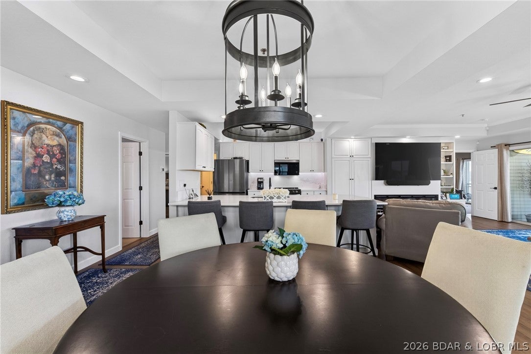 Palisades Condominium - Residential