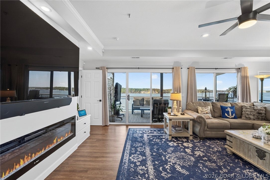 Palisades Condominium - Residential