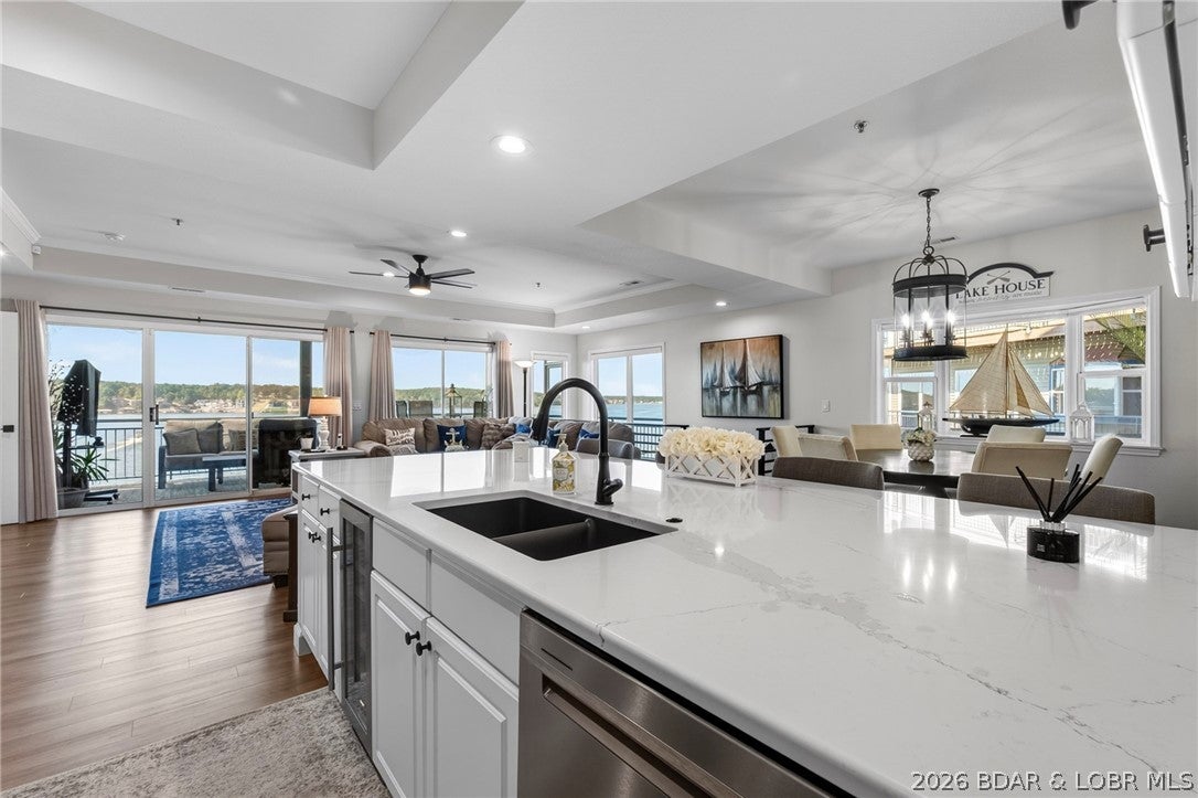 Palisades Condominium - Residential