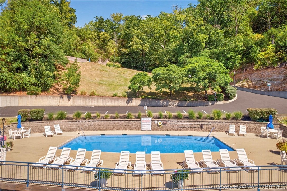 Palisades Condominium - Residential